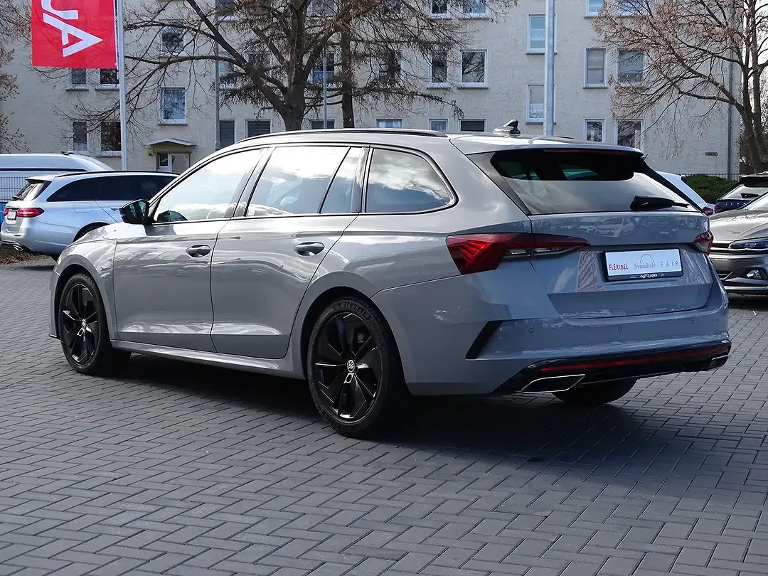 Skoda Octavia 2.0 vRS Combi First Edition - Thumbnail 3