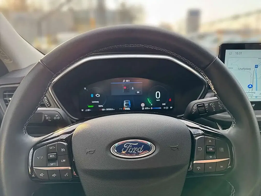 Ford Kuga 2.5 AUT 4x4 Active - Thumbnail 14