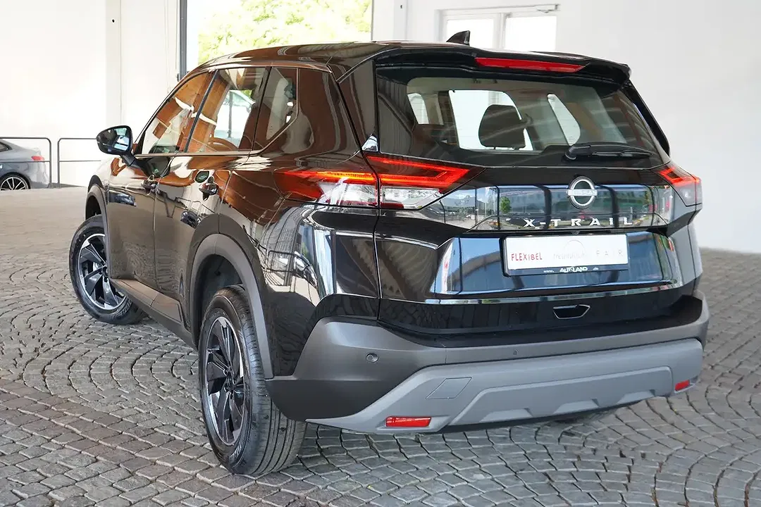 Nissan X-Trail 1.5 VC-T MHEV AUT Acenta - Thumbnail 3