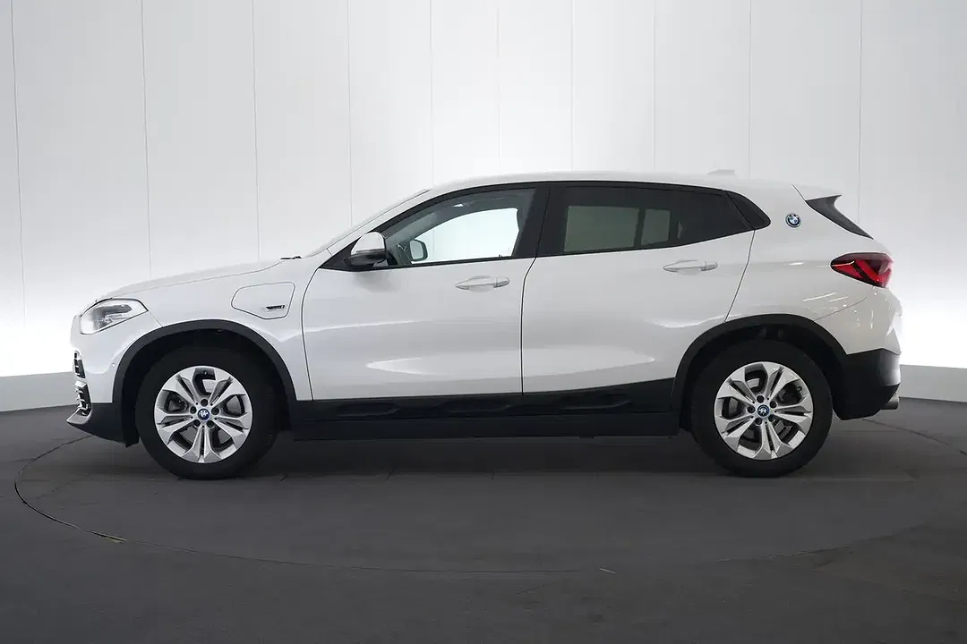 BMW X2 1.5 PHEV xDrive - Thumbnail 4