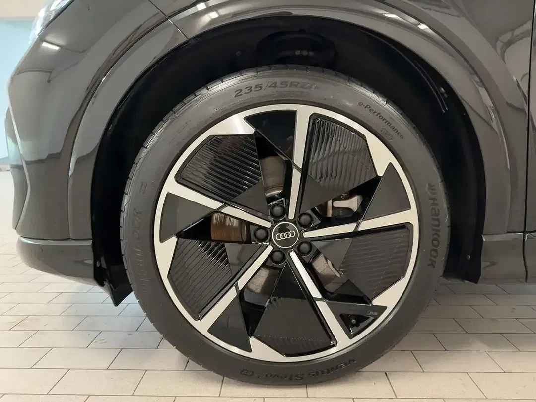 Audi Q4 e-tron 50 quattro Sportback - Thumbnail 12