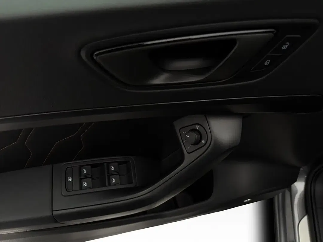 CUPRA Ateca 2.0 TSI DSG 4Drive VZ DCC - Thumbnail 10