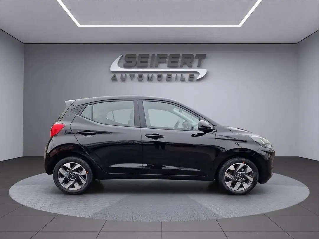 Hyundai i10 Trend - Thumbnail 6