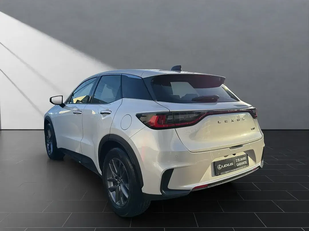 Lexus LBX 1.5 Hybrid Basis - foto 2