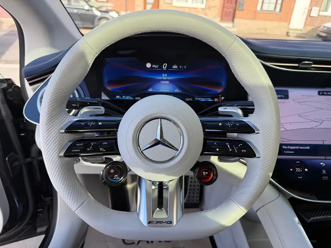 Mercedes-Benz EQE 43 4MATIC AMG MBUX Premium Plus - Thumbnail 13