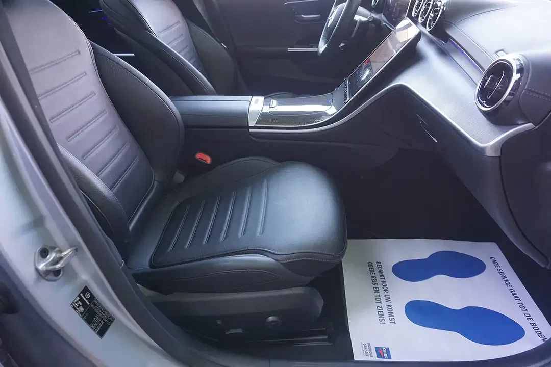 Mercedes-Benz C 300 AMG Line - Thumbnail 8
