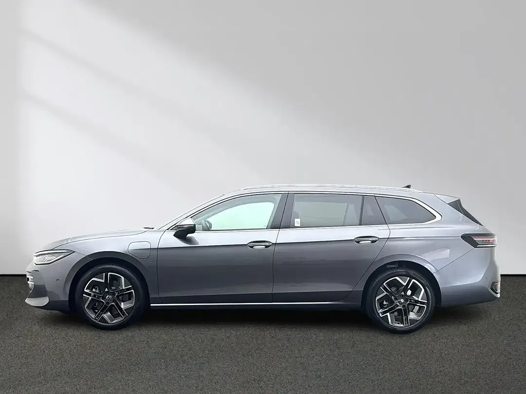 Volkswagen Passat 1.5 eHybrid DSG Elegance - foto 2