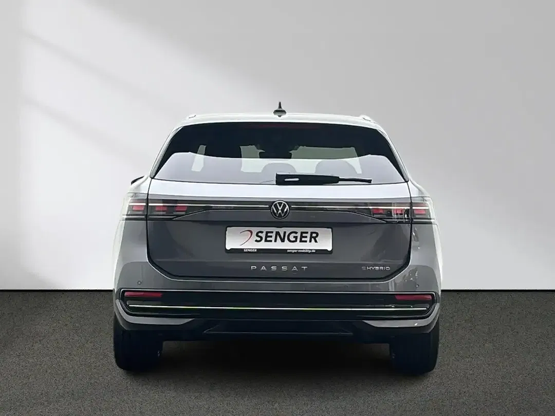 Volkswagen Passat 1.5 eHybrid DSG Elegance - Thumbnail 5