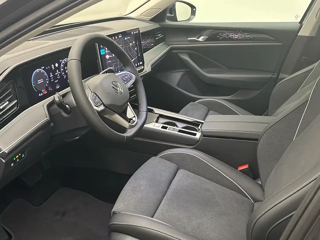 Volkswagen Passat 1.5 eHybrid DSG Elegance - Thumbnail 9