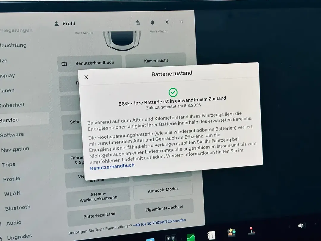 Tesla Model S Plaid - Thumbnail 14
