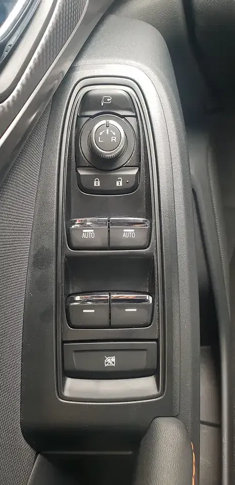 Subaru XV Hybrid Trend - foto 11