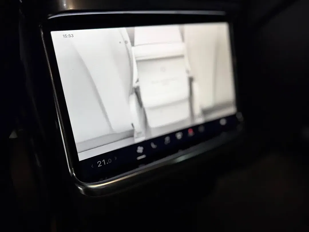 Tesla Model X Plaid - foto 15