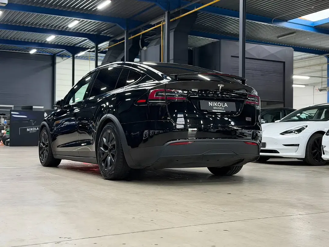 Tesla Model X Plaid - foto 2