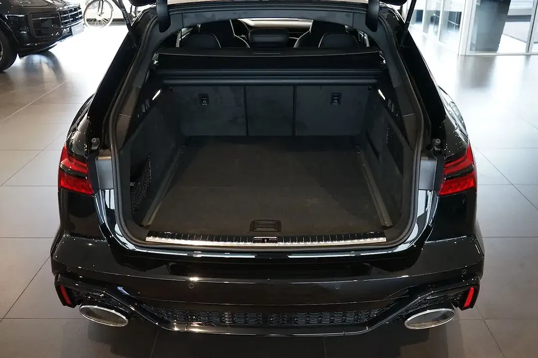 Audi RS6 advanced - Thumbnail 5