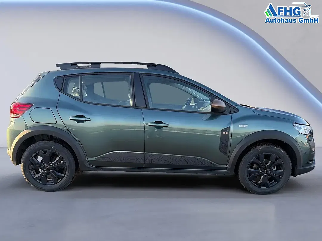 Dacia Sandero TCe Stepway Extreme - Thumbnail 3