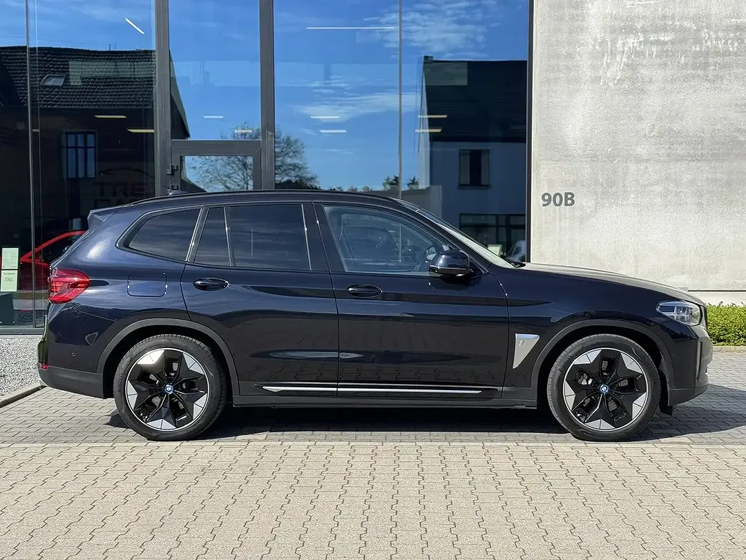 BMW iX3 M Shadow Line - foto 2