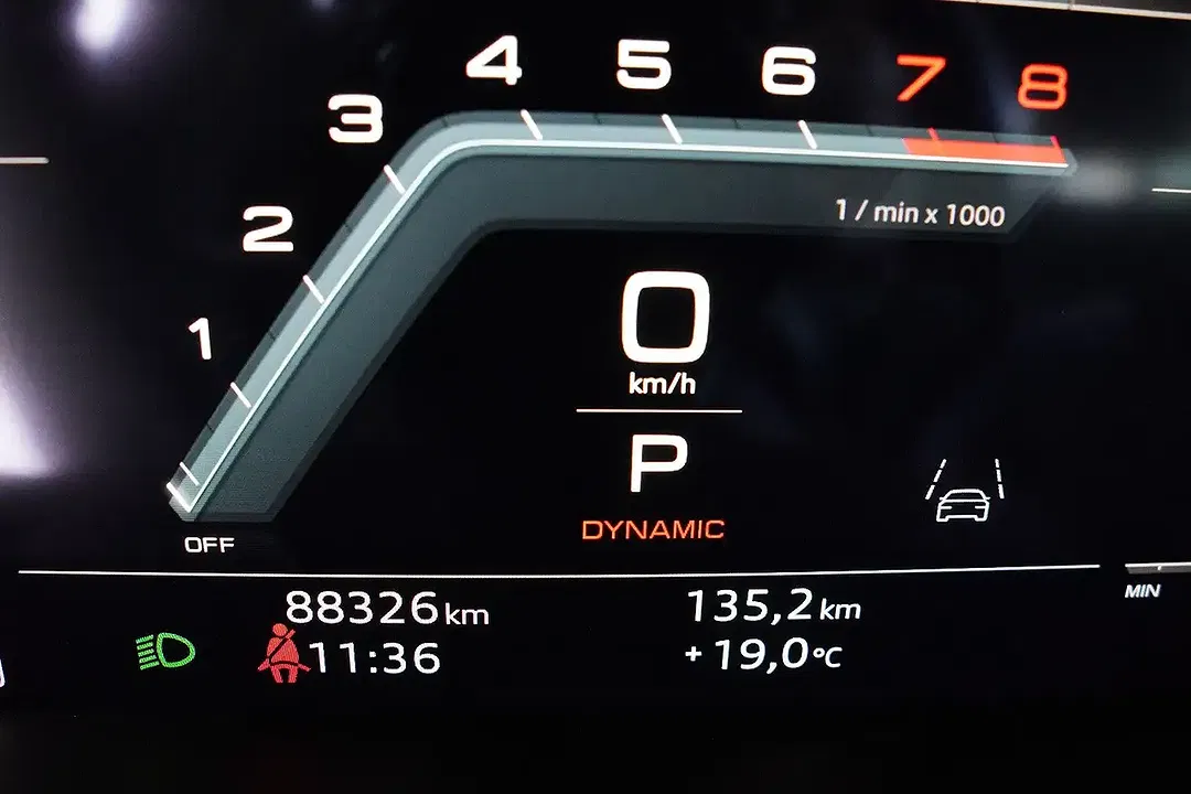 Audi SQ8 4.0 TFSI quattro competition plus - foto 15