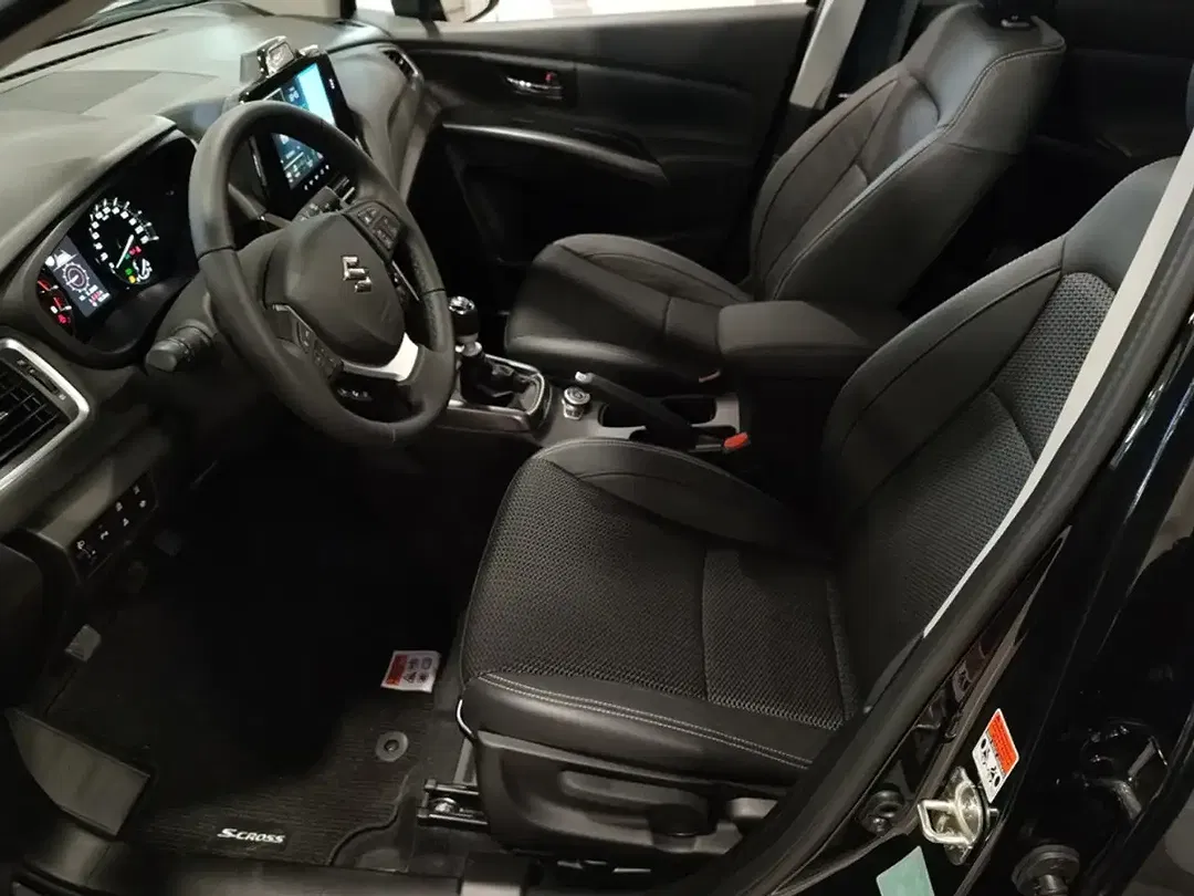 Suzuki SX4 S-Cross AllGrip Comfort+ - Thumbnail 7