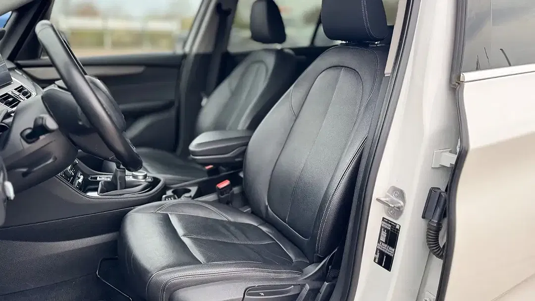 BMW 216 Gran Tourer Luxury - Thumbnail 4