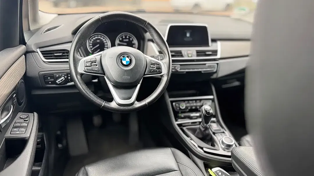 BMW 216 Gran Tourer Luxury - Thumbnail 5