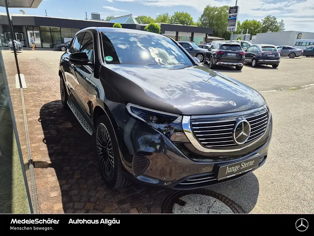 Mercedes-Benz EQC 400 4MATIC - Thumbnail 3
