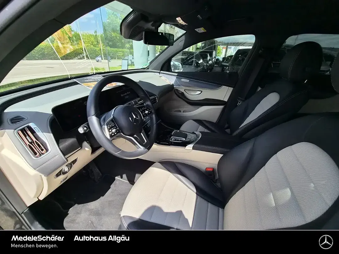 Mercedes-Benz EQC 400 4MATIC - Thumbnail 4