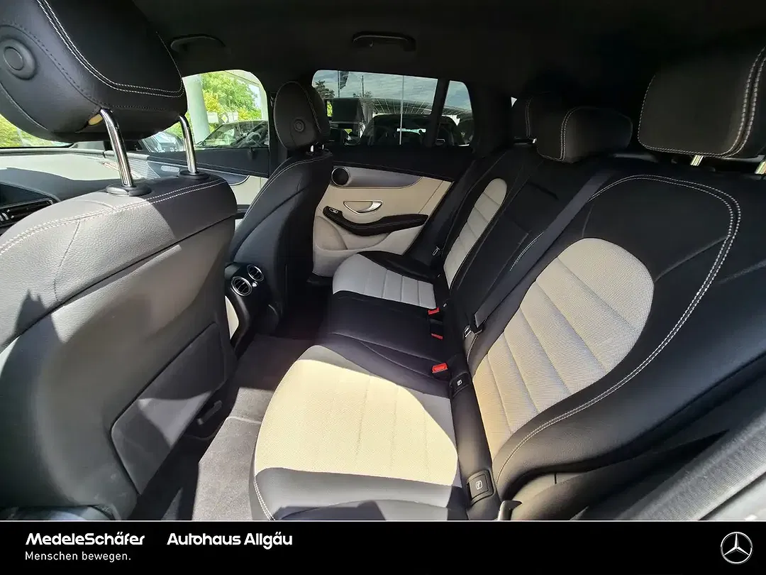 Mercedes-Benz EQC 400 4MATIC - Thumbnail 6