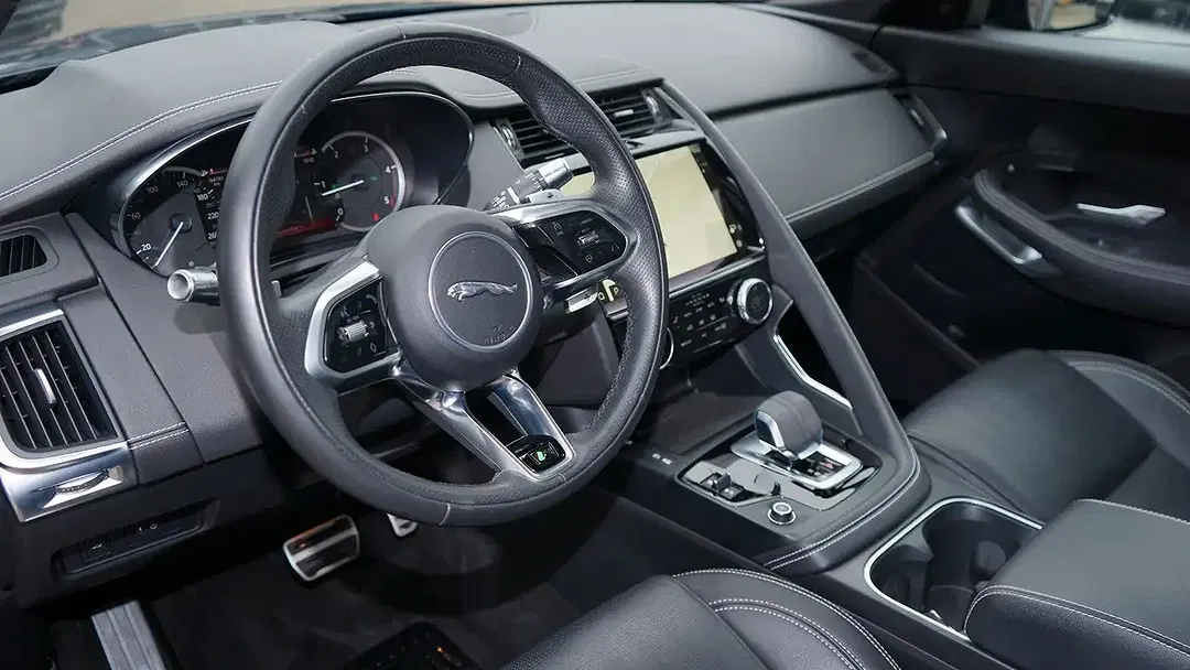 Jaguar E-Pace D200 4x4 R-Dynamic S - Thumbnail 3