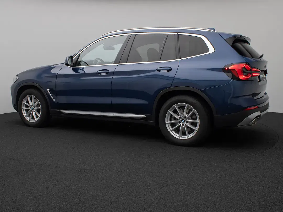 BMW X3 Comfort Sport - Thumbnail 9