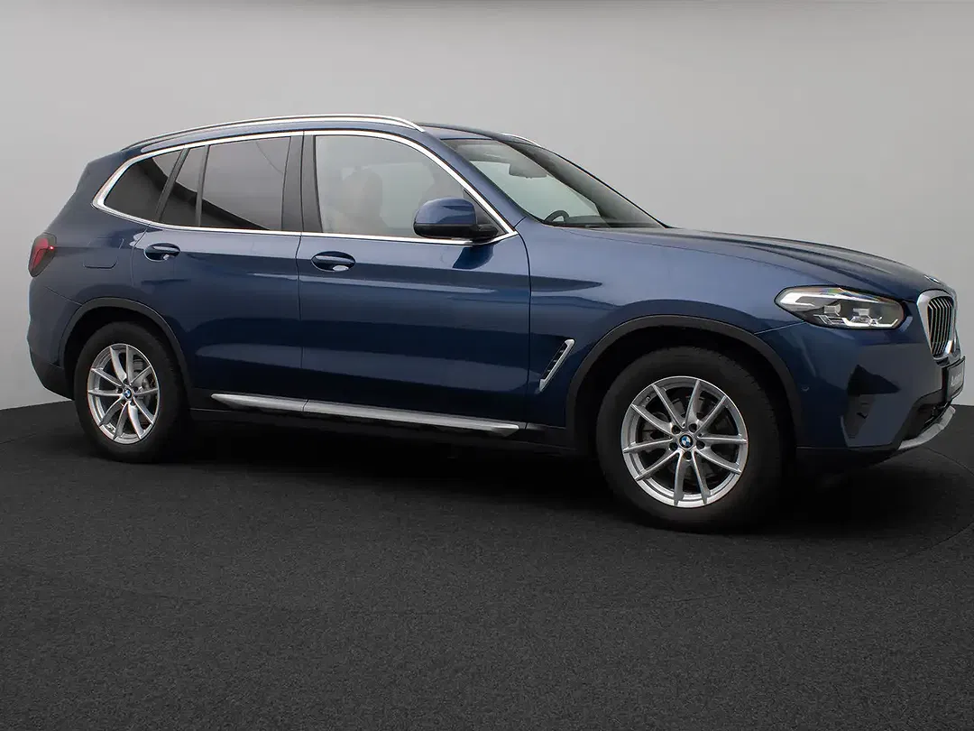 BMW X3 Comfort Sport - Thumbnail 3