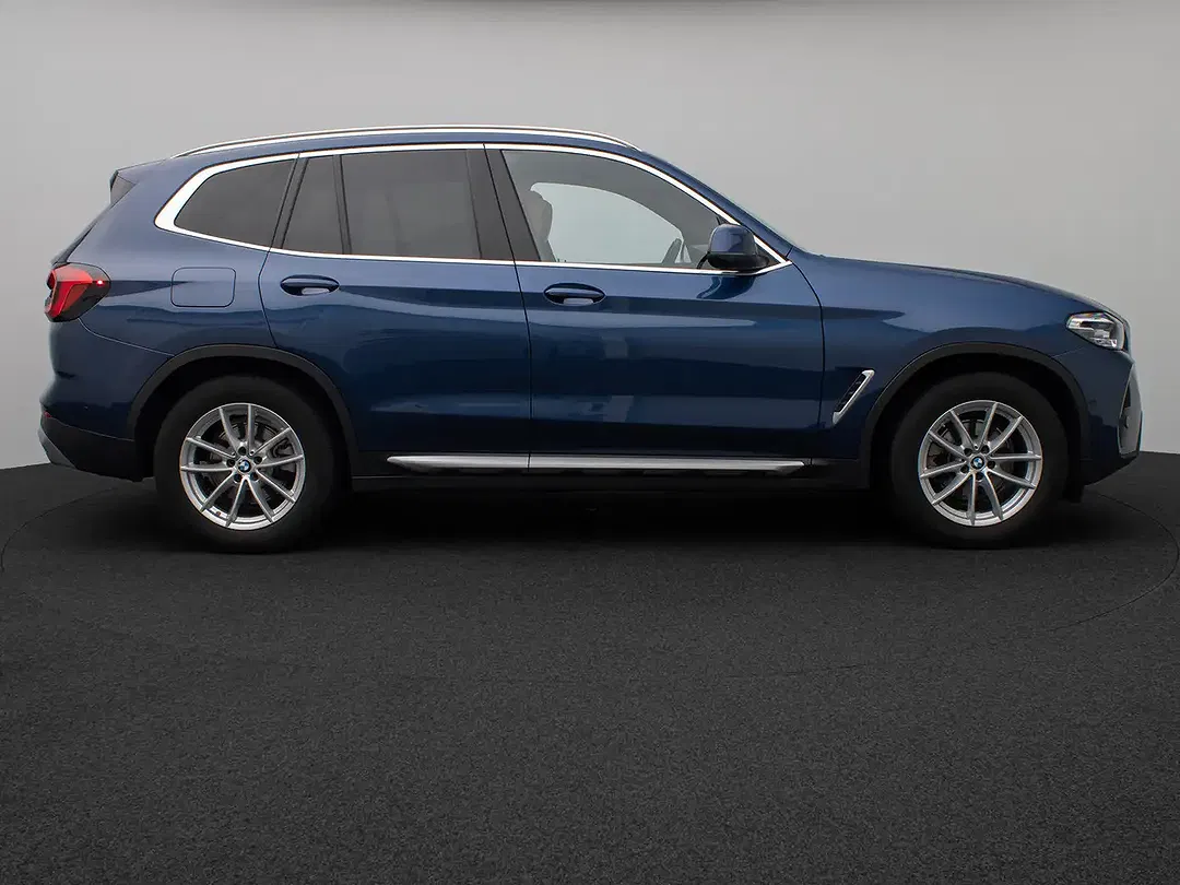 BMW X3 Comfort Sport - Thumbnail 4