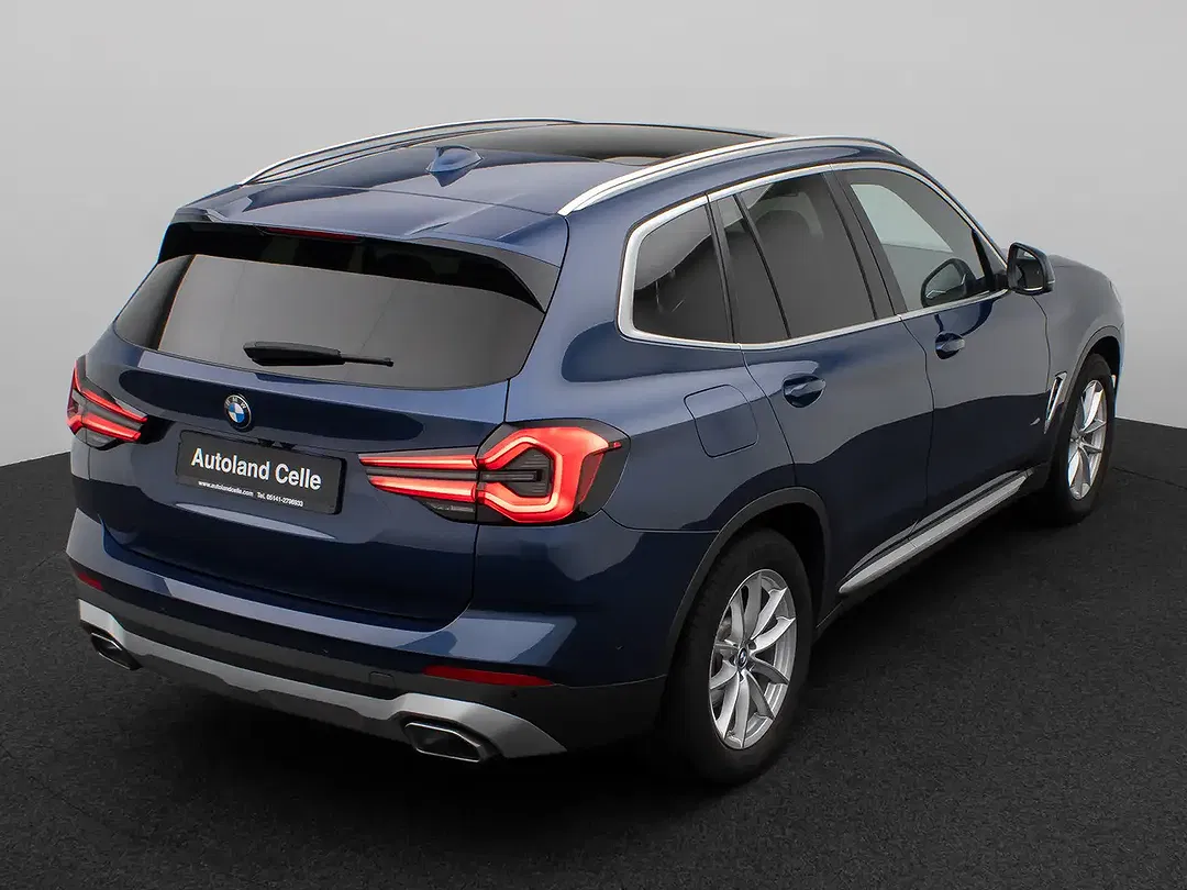 BMW X3 Comfort Sport - Thumbnail 6