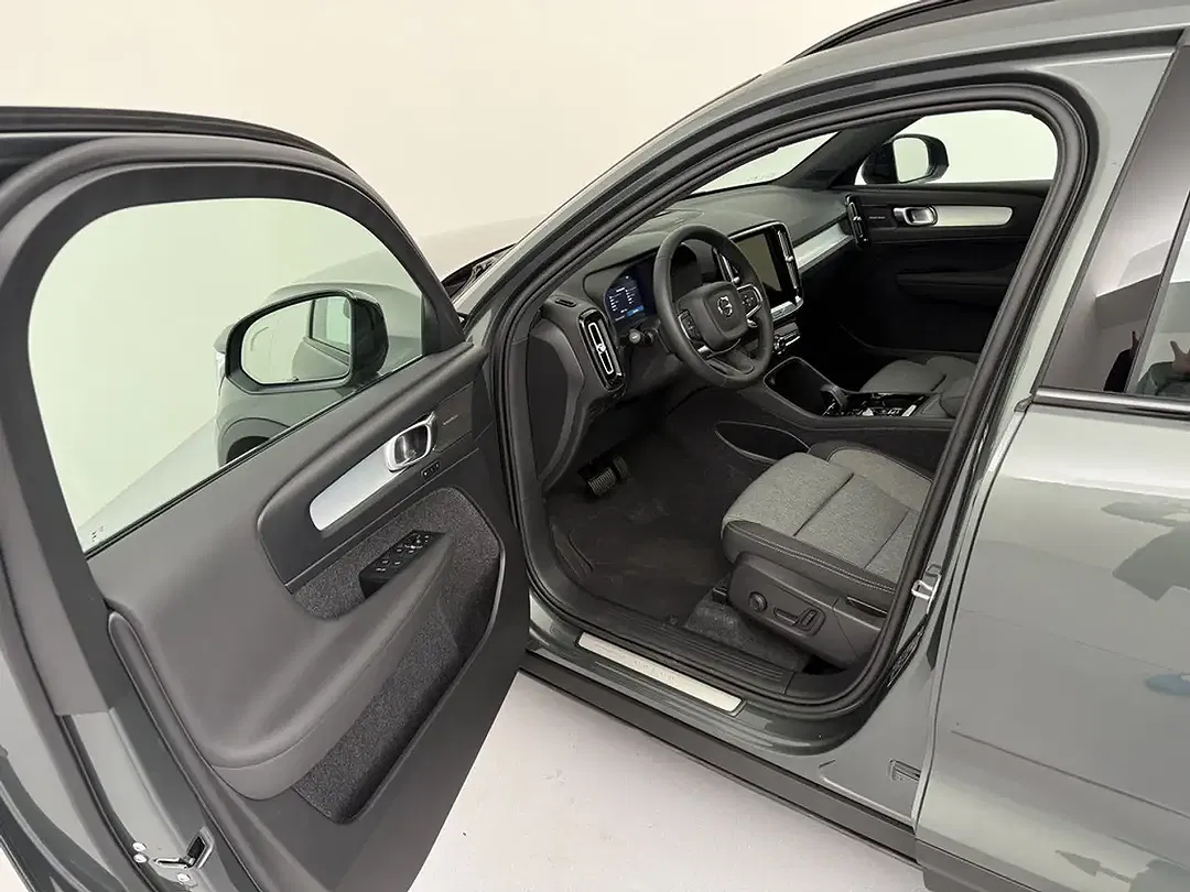 Volvo XC40 B3 Plus Dark - Thumbnail 14
