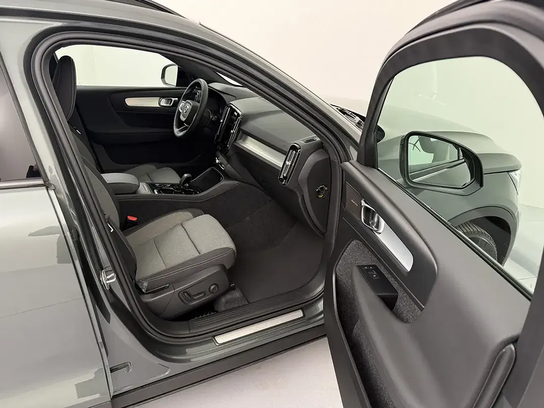 Volvo XC40 B3 Plus Dark - foto 15