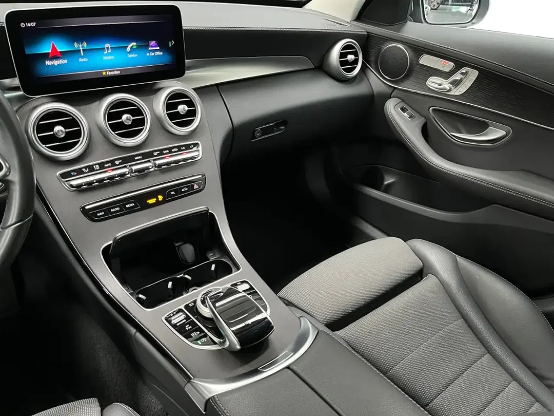 Mercedes-Benz C 300 4MATIC Avantgarde - Thumbnail 14