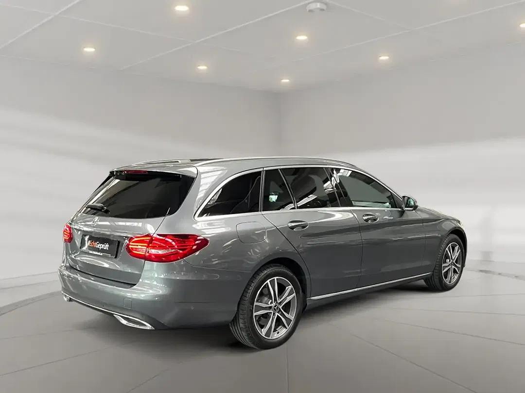 Mercedes-Benz C 300 4MATIC Avantgarde - Thumbnail 2
