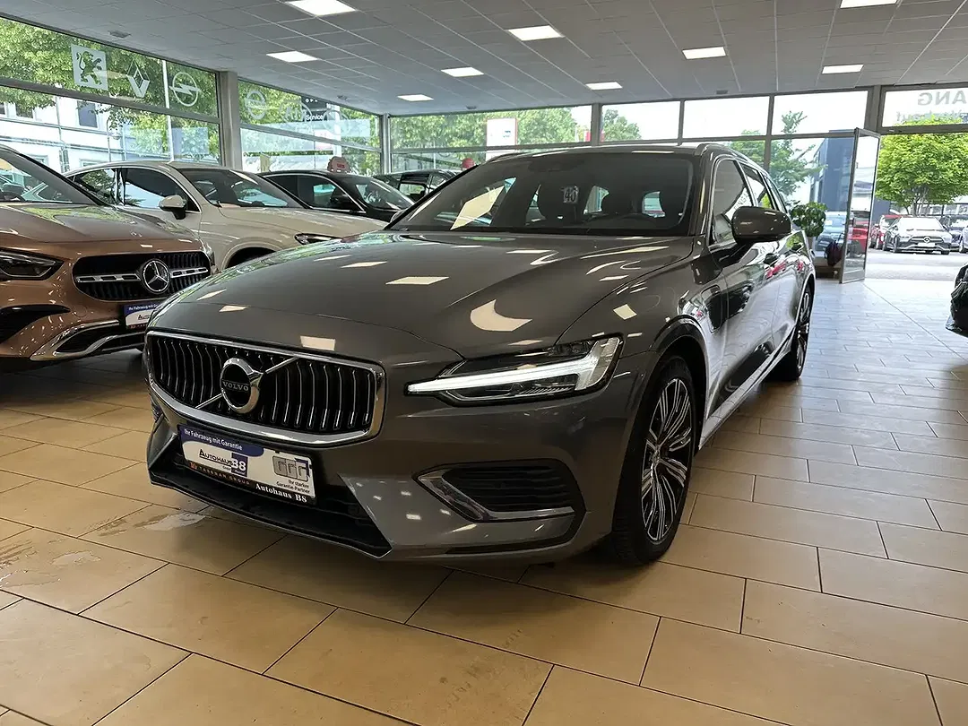 Volvo V60 PHEV AWD Inscription - foto 1