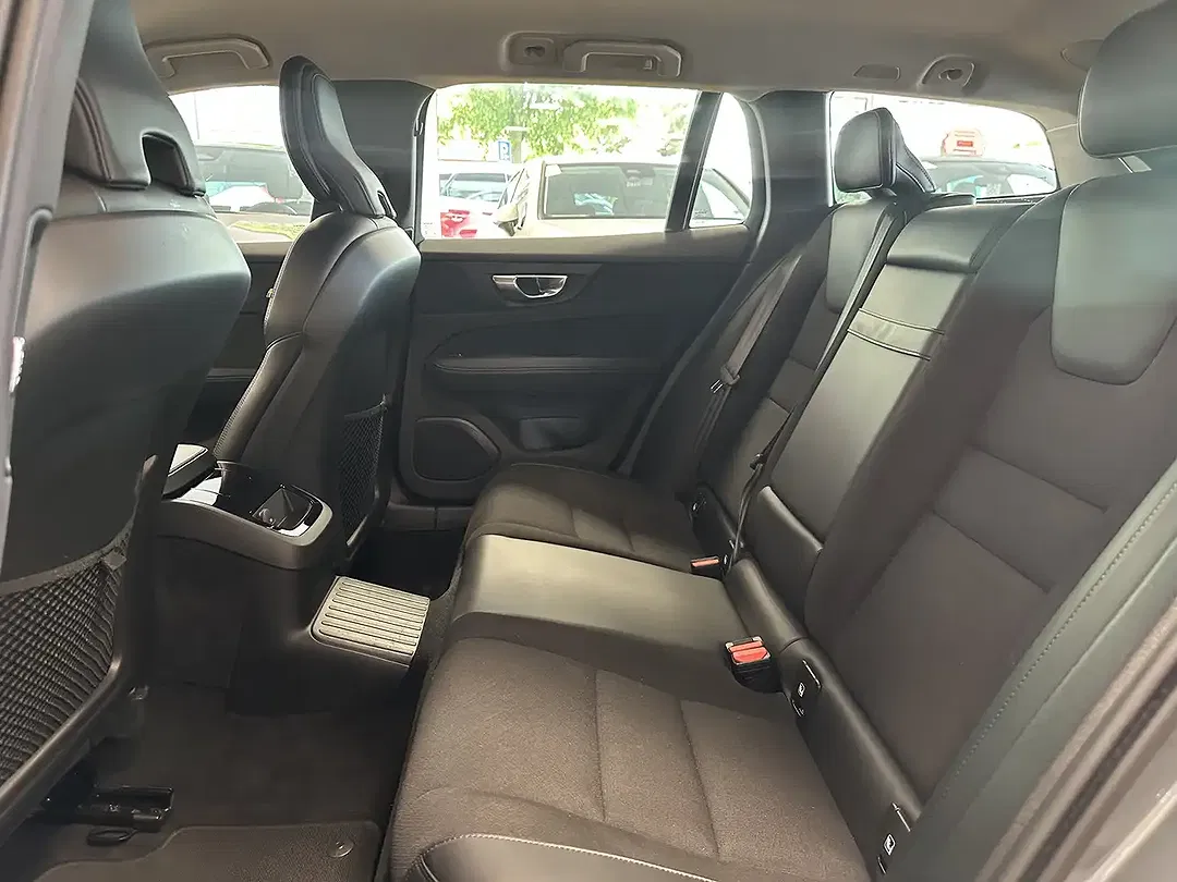 Volvo V60 PHEV AWD Inscription - Thumbnail 12
