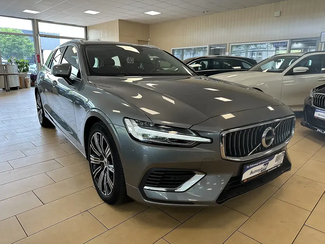 Volvo V60 PHEV AWD Inscription - Thumbnail 3