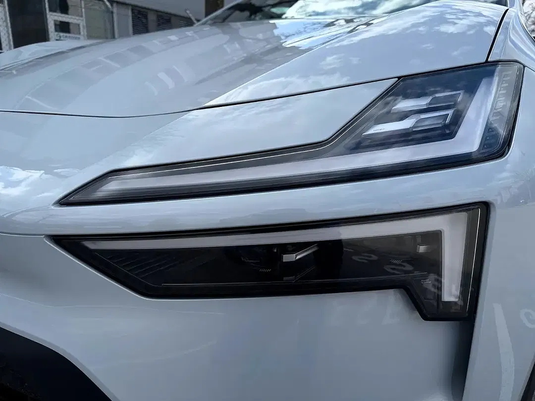 Polestar 4 100 kWh EV Long Range - Thumbnail 4