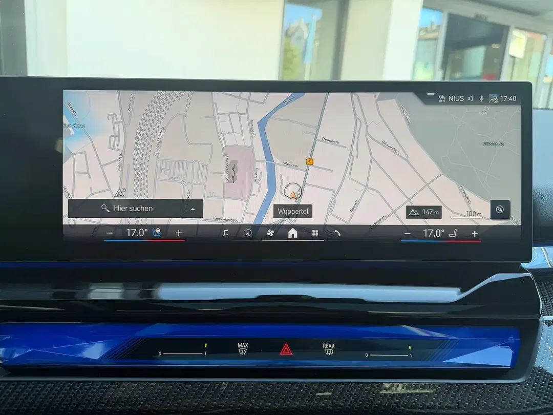 BMW 550 xDrive M Sport Pro - Thumbnail 8