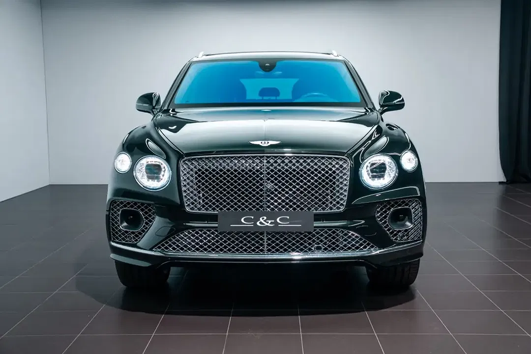 Bentley Bentayga 4.0 V8 First Edition - foto 2