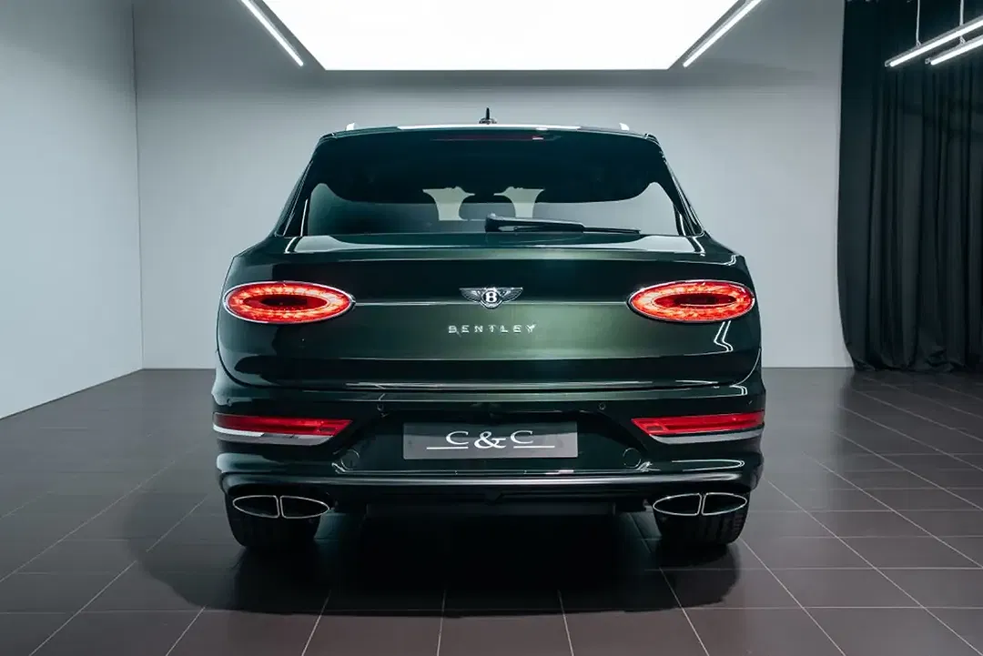 Bentley Bentayga 4.0 V8 First Edition - Thumbnail 4