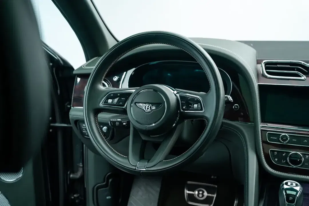 Bentley Bentayga 4.0 V8 First Edition - Thumbnail 9