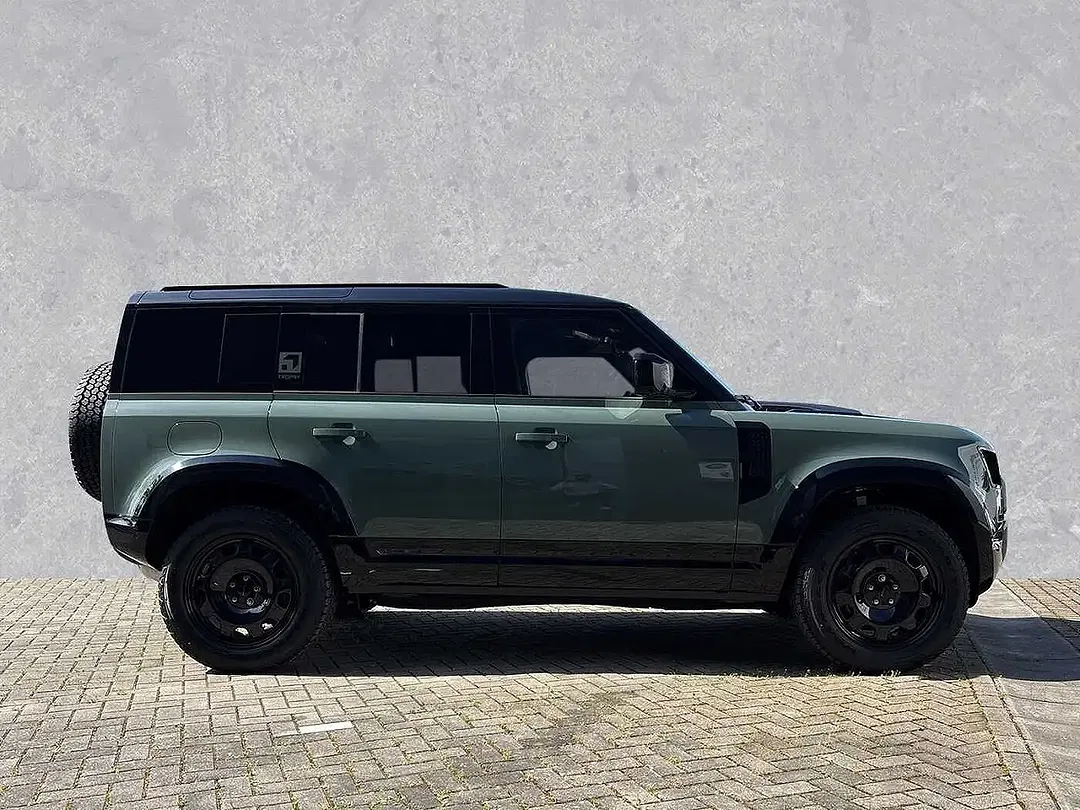 Land Rover Defender D350 Trophy Edition 110 - Thumbnail 6