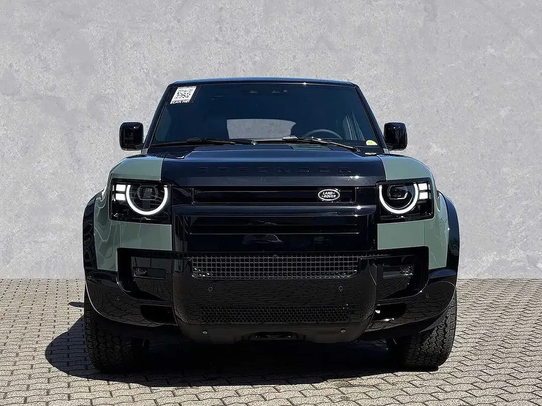 Land Rover Defender D350 Trophy Edition 110 - Thumbnail 8