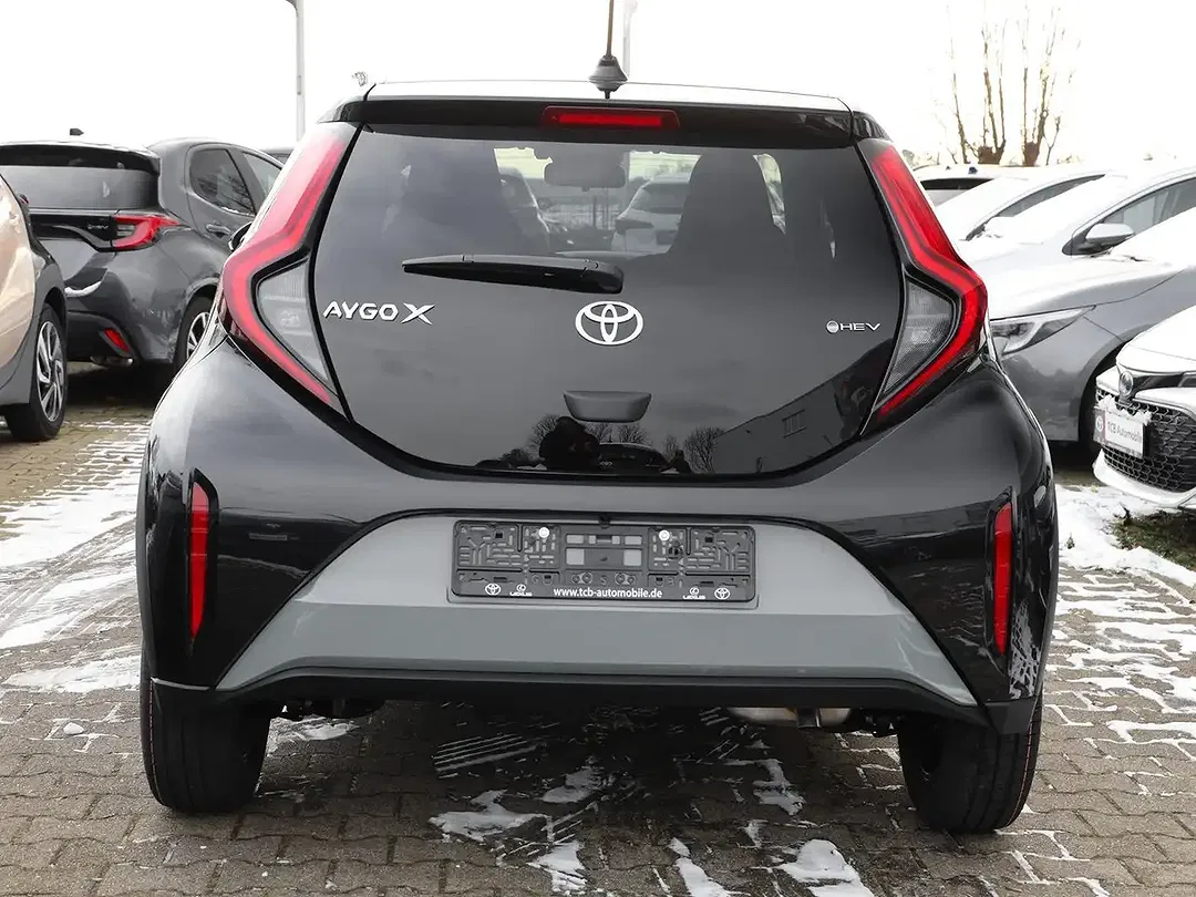 Toyota Aygo X 1.5 Hybrid Teamplayer - Thumbnail 3