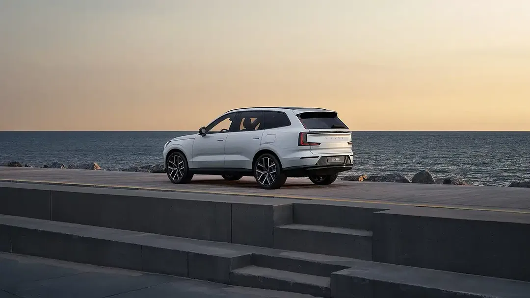 Volvo EX90 Twin Motor Performance Ultra - Thumbnail 9