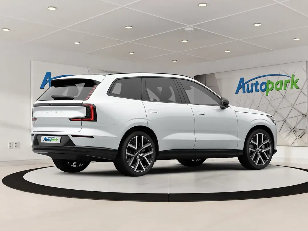 Volvo EX90 Twin Motor Performance Ultra - Thumbnail 3