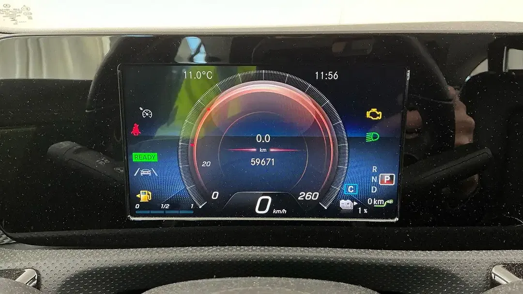 Mercedes-Benz CLA 250 - Thumbnail 9